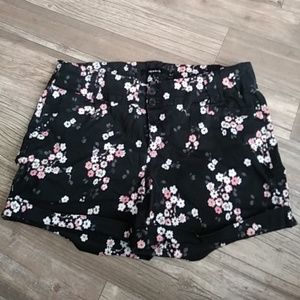 🌸Torrid cherry blossom shorts 🌸 plus size❤
